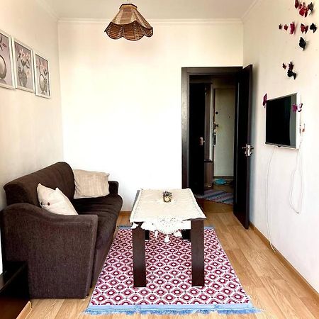 Cozy 2 Rooms Apartment In The Center, Free Wifi Dushanbe Exterior photo